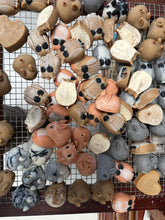 Load image into Gallery viewer, Animal Soaps