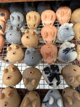 Load image into Gallery viewer, Animal Soaps